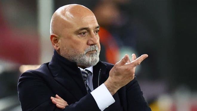 Karaman’dan göndermeli veda