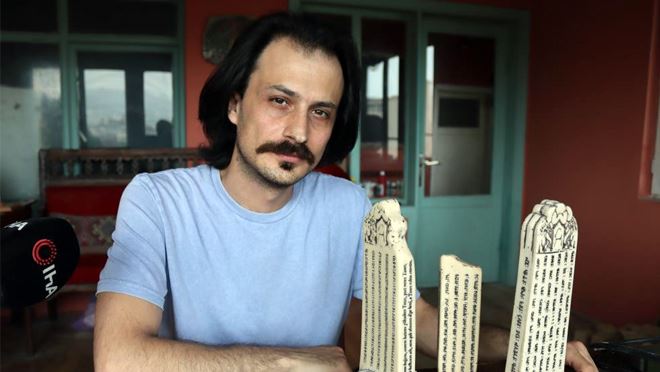 Tarih ellerinde şekilleniyor