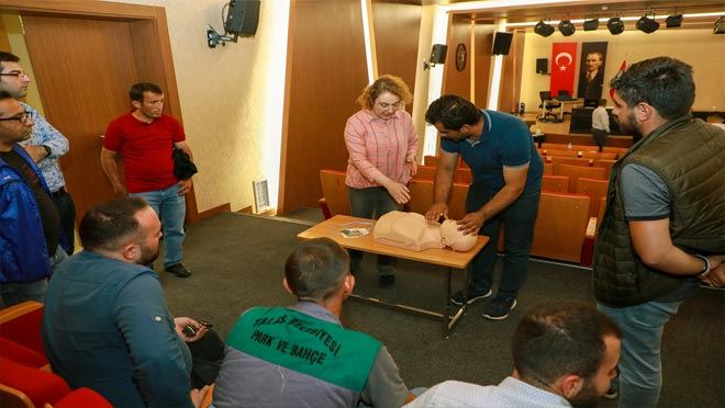 Talas Belediyesi personeli’ne ilk yardım eğitimi