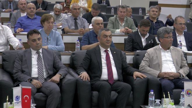 Büyüksimitci:  “Enflasyondaki belirsizlikler büyümeyi yavaşlatabilir”