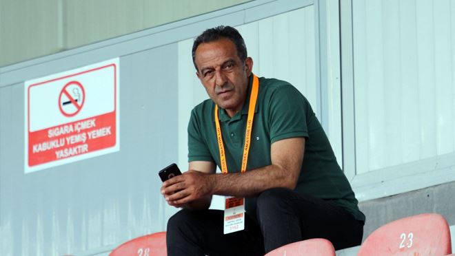 Yahyalıspor yönetimi istifa etti