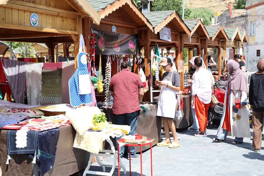 Maharetli Eller yine uğrak noktası oldu