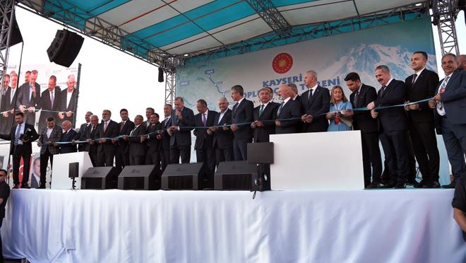 Devletin Zirvesi Kayseri’deydi