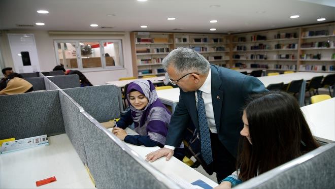 Büyükkılıç gençleri Kayseri’ye davet etti