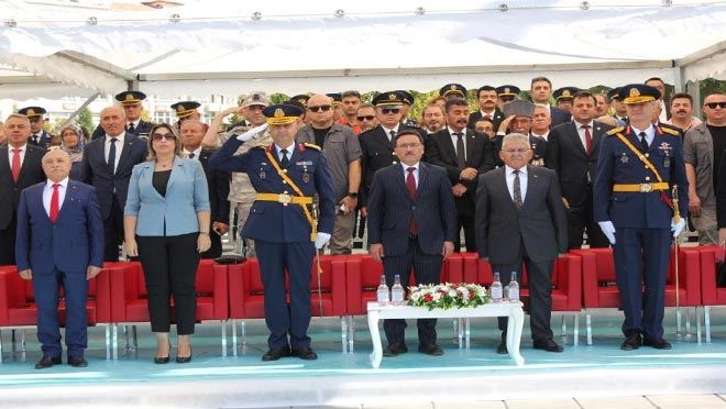 30 AĞUSTOS ZAFER BAYRAMI COŞKUSU,  KAYSERİLİLER MEYDANDA BULUŞTU 