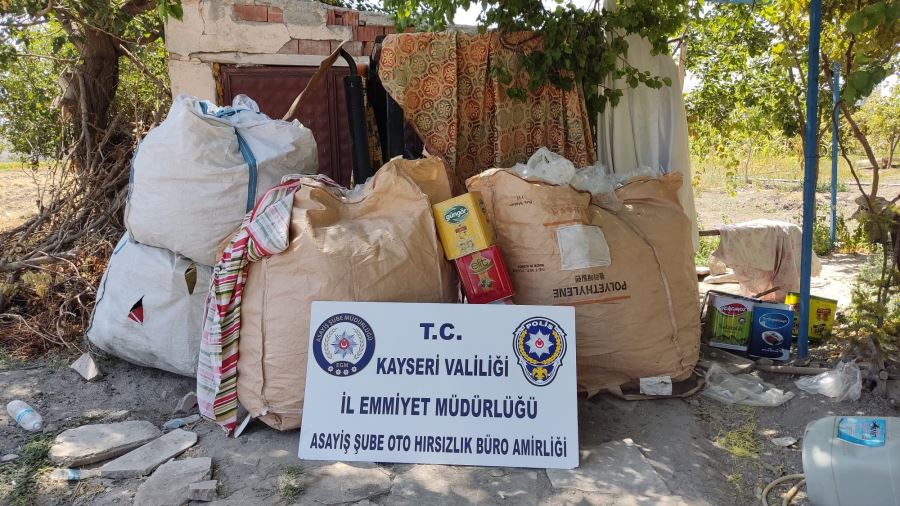 iş makinesini çalan 2 şahıs yakalandı