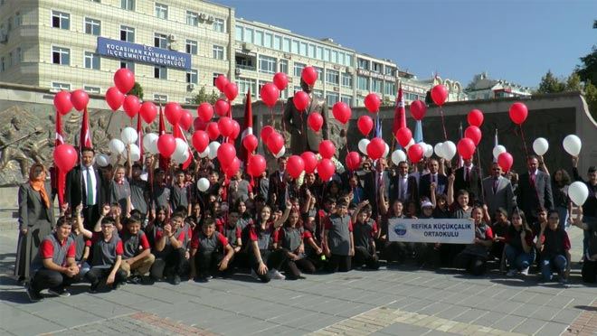 Eğitime coşkulu açılış