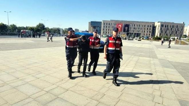 Lokantacının katil zanlısı demir parmaklıklar ardında