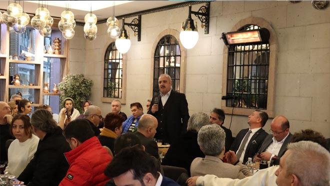 Sarıkaya: “Dünyaya toptan mobilya satışı yapma hedefimiz var