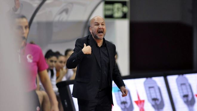 Melikgazi Kayseri Basketbol Başantrenörü Emre Özsarı: