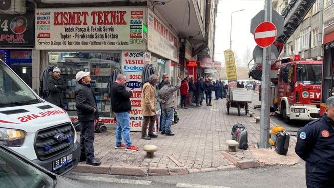Yangını film izler gibi izlediler
