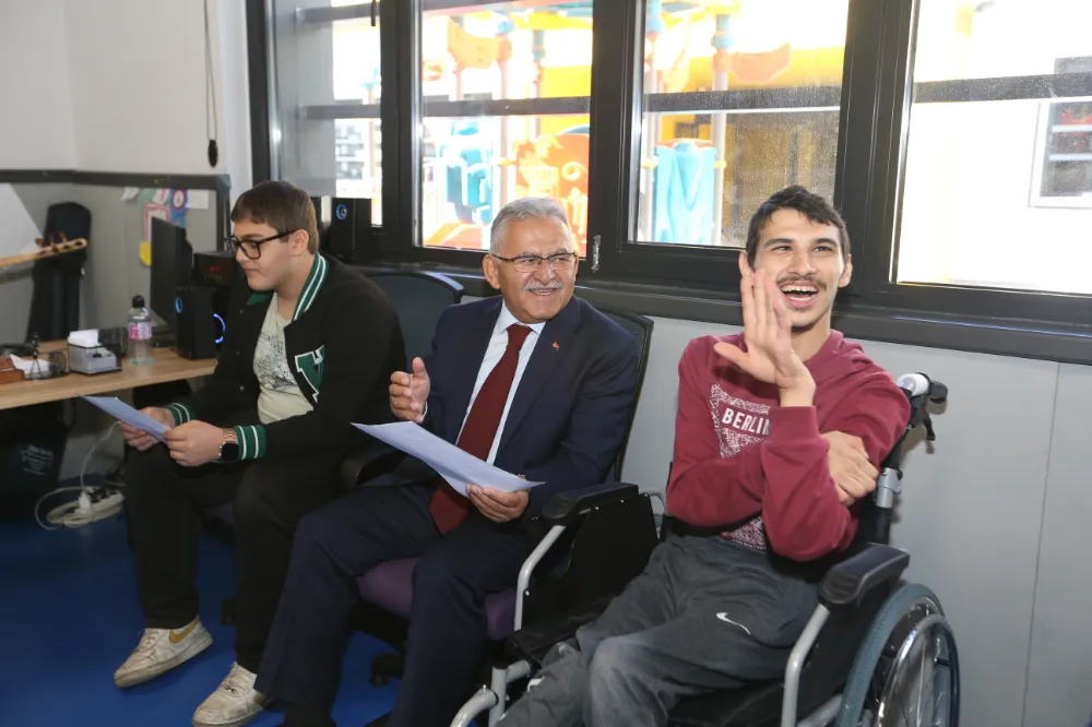 Engelsiz Yaşam Merkezine Kapalı Yüzme Havuzu