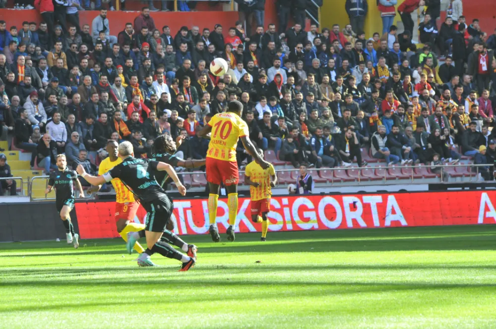 Trendyol Süper Lig: Kayserispor: 1 - Adana Demirspor: 1