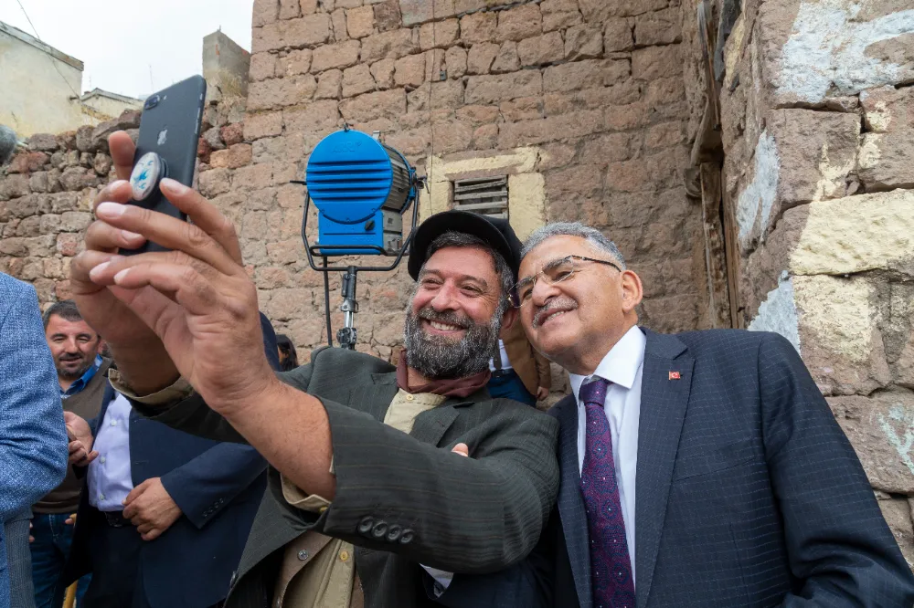 Başkan Büyükkılıç: “İnsanları kucaklayan, bağrına basan, bir yaklaşım içerisindeyiz”