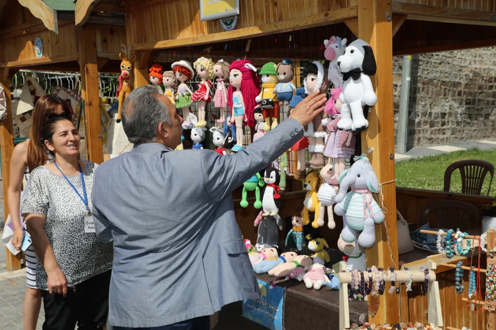 Maharetli Eller’in el işi ürünleri