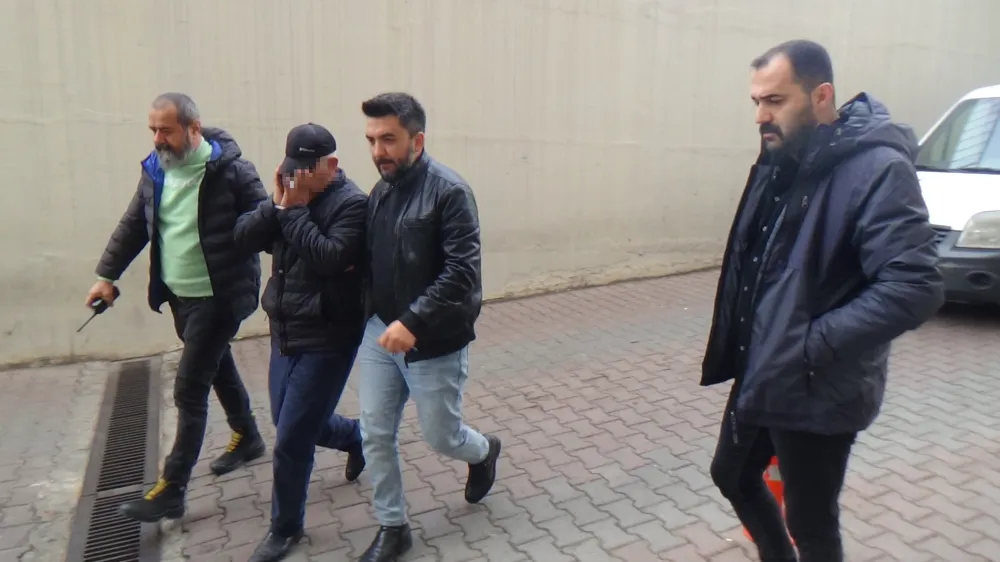 Hal kompleksindeki cinayetin zanlıları adliyede