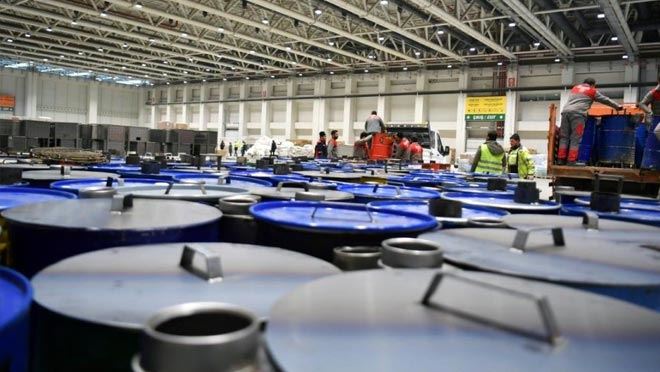 Kayseri OSB Teknik Koleji deprem bölgesi için 200 varil soba üretti