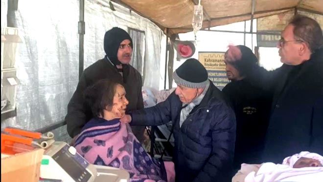 Deprem bölgesinde beraber çalıştığı doktorun milletvekili olduğunu sonradan öğrendi