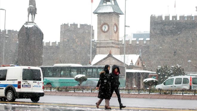 Kayseri beyaza büründü