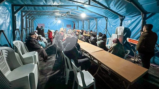 Talas’ta sosyal tesis ve çadırlarda sıcak çorba ikramı