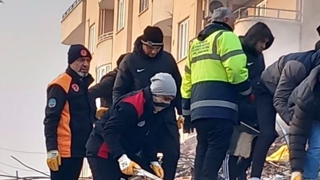 Kayseri Büyükşehir, deprem bölgesi Osmaniye’de de yaraları sarıyor