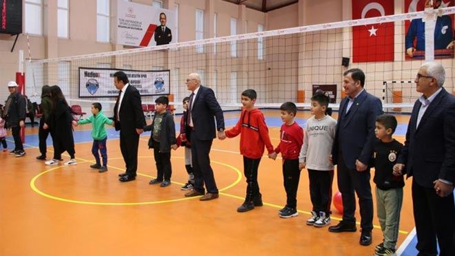 Depremzede çocuklara psikolojik destek