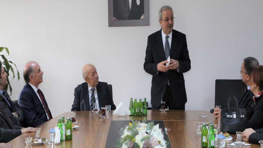 Nny Üniveristesi’nde devir-teslim       