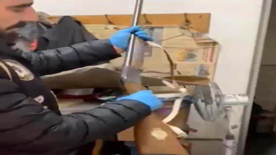 Silah kaçakçılarına şafak operasyonu : 3 gözaltı