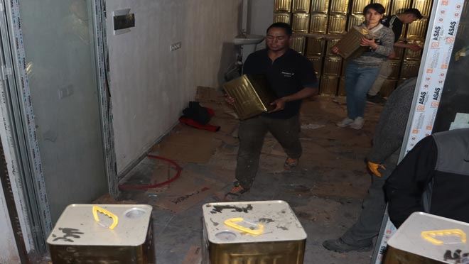    26 ton sahte bal ele geçirildi