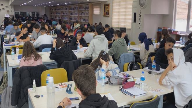  Büyükşehir kütüphaneleri ilk 3 ayda 700 bin ziyaretçi ağırladı