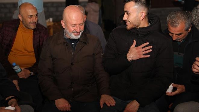 Başkan Çolakbayrakdar Fevziçakmak sakinleriyle buluştu