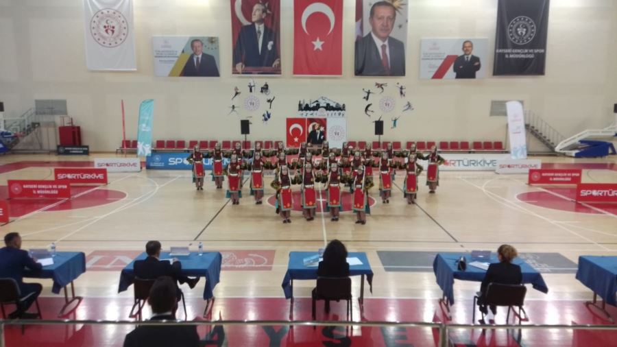 Demir karamacı halk oyunları’nda yine zirvede