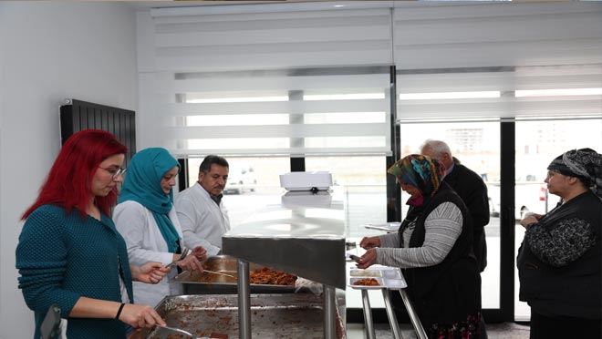 Depremzede yakınları misafirhane’de ağırlanıyor