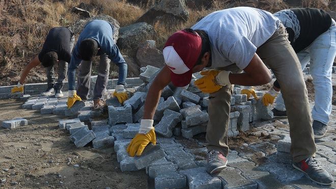 Kırsala ‘3 milyon metrekare’ kilit parke