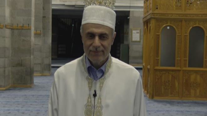 33 yıldır hatimle teravih namazı kıldırıyor