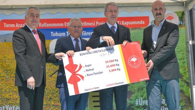 Tarım İl Müdürülüğü’nden çiftçiye tohum desteği