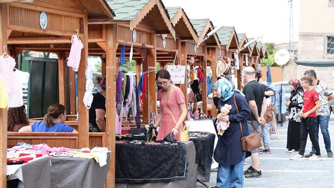 El emeği ürünler görücüye çıkacak 