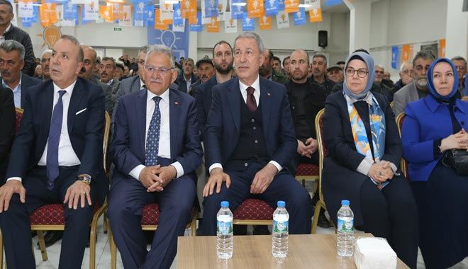    Akar ve Büyükkılıç’a sevgi seli