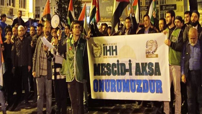  Kayserililer İsrail Terörü’nü Lanetledi 