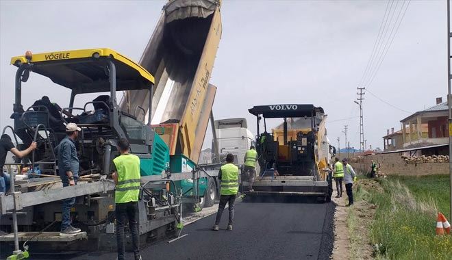 Akmescit’te 4 milyonluk asfalt çalışması 