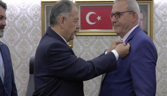 Değişim Partisi il yönetimi Ak Parti