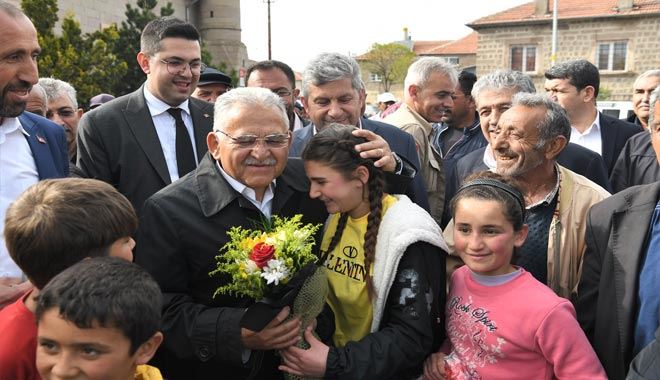 Güllüce Mahallesi’ne 4 milyonluk asfalt