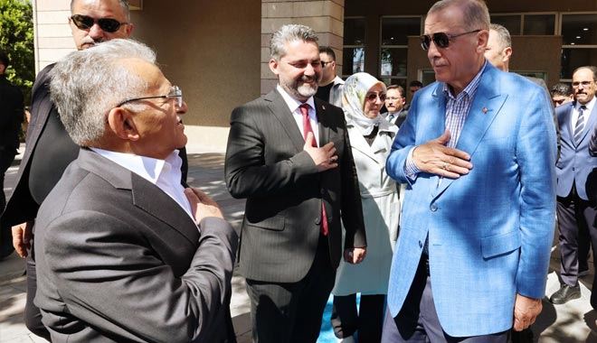   Büyükkılıç:  “Kayseri’miz ferasetiyle yine sandığa gidecek”