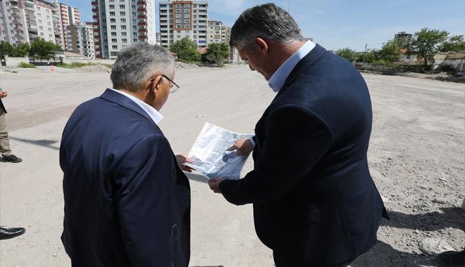  Büyükkılıç yol yapım çalışmalarını denetledi