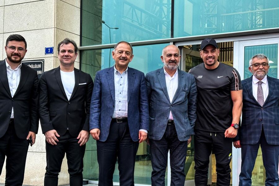 Onursal başkan özhaseki kayserispor’da 