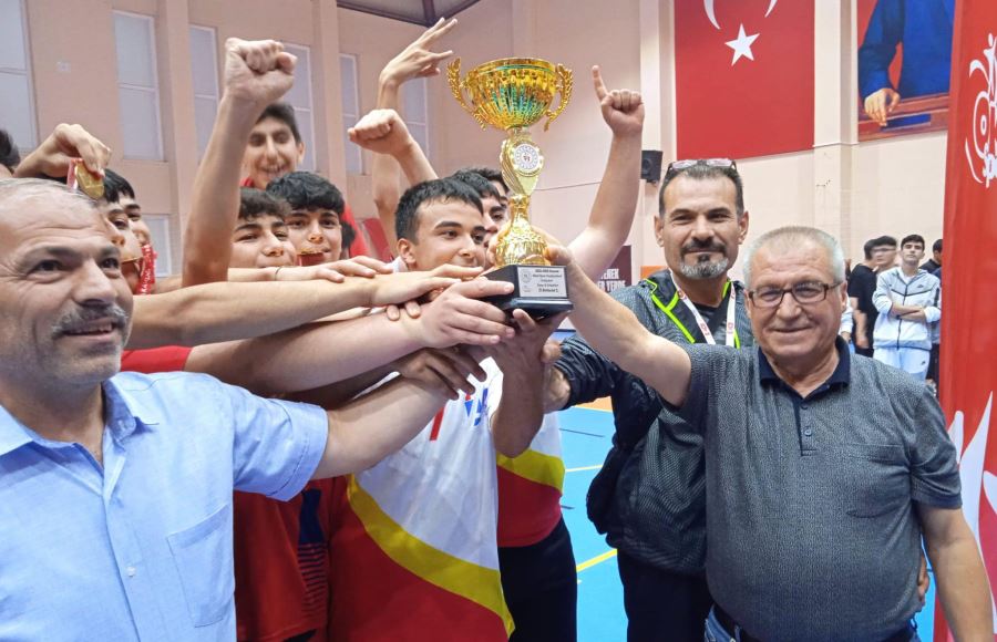 Şampiyon hacı ahmet arısoy anadolu lisesi 