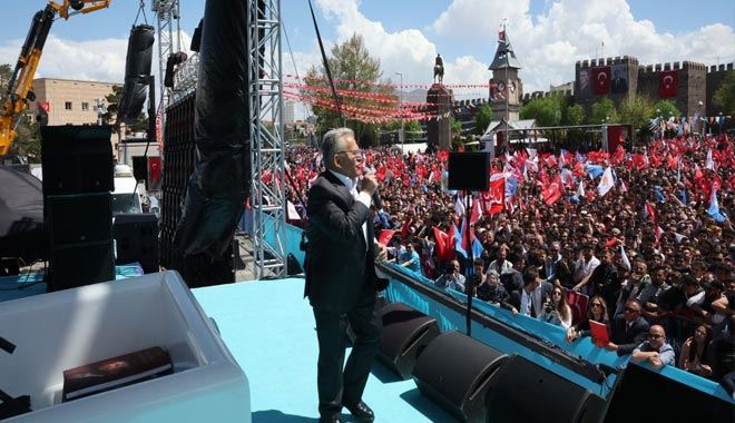   Büyükkılıç Kayseri mitingi’nde konuştu