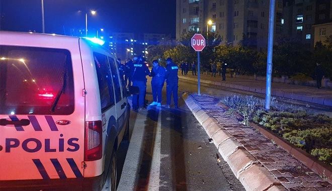 Trafikte ki tartışma kanlı bitti 