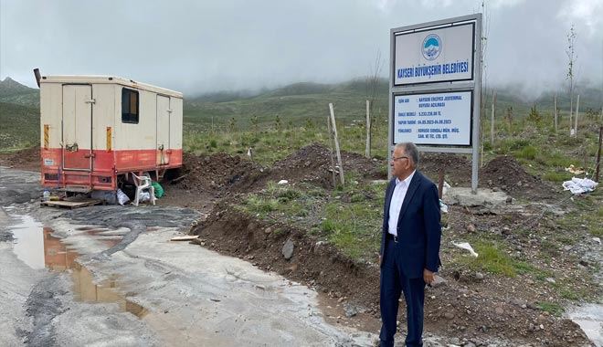 Büyükkılıç jeotermal sondaj çalışmalarını inceledi