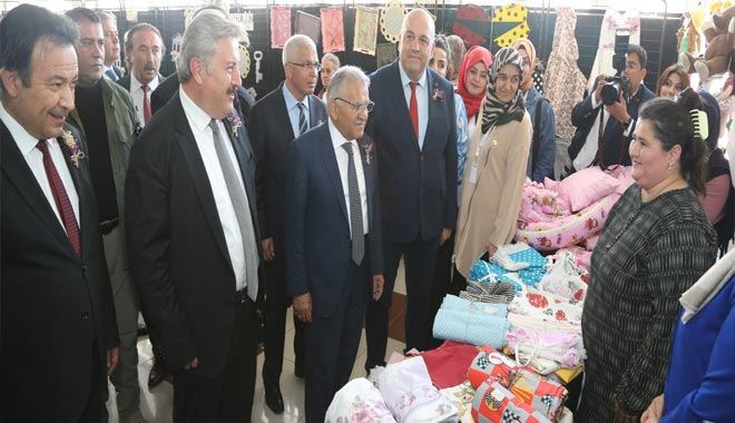 Hastaların eserleri görücüye çıktı 